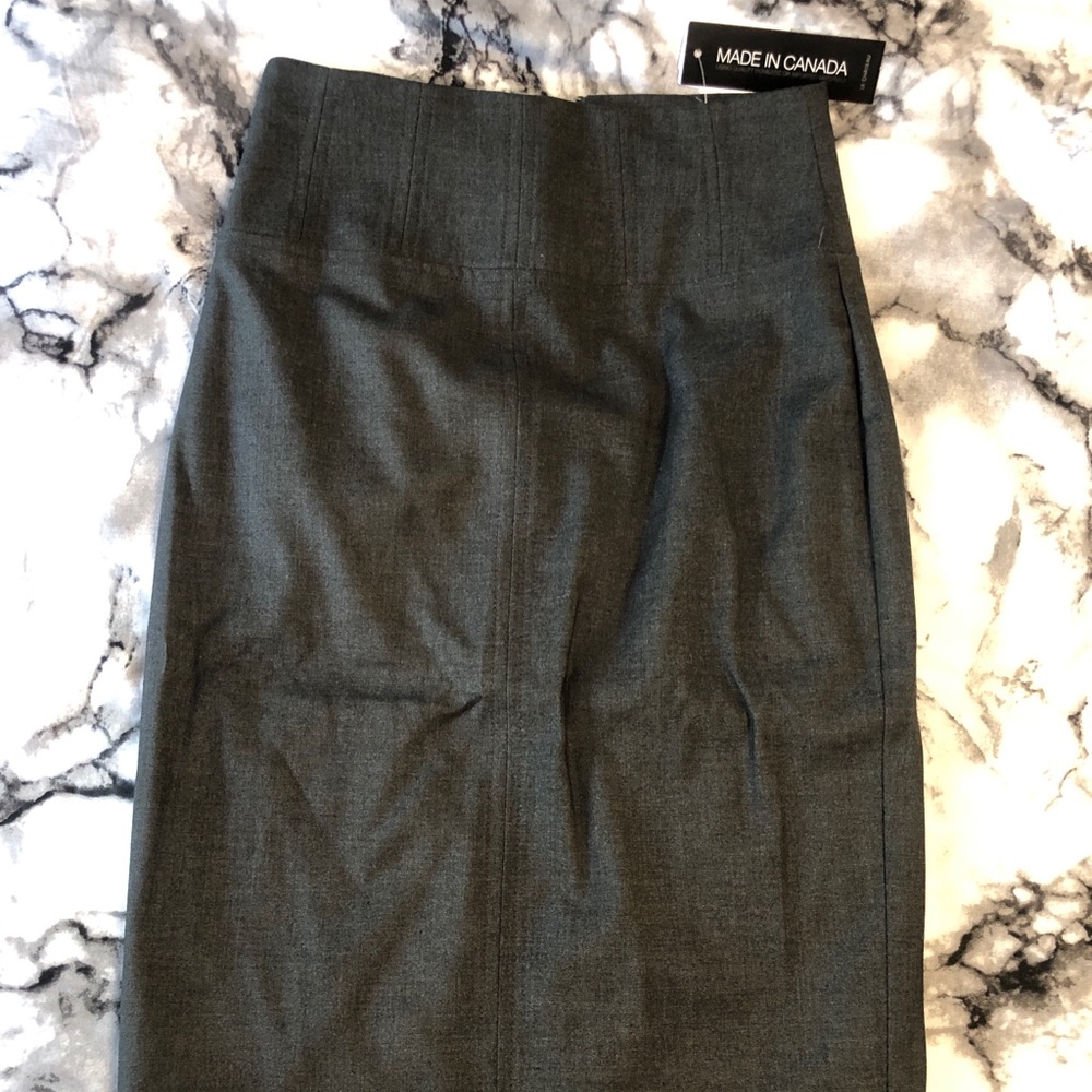 Le chateau gray pencil skirt